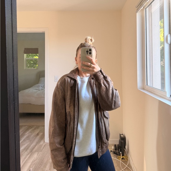 Vintage Brown Bomber Jacket - Picture 10 of 10